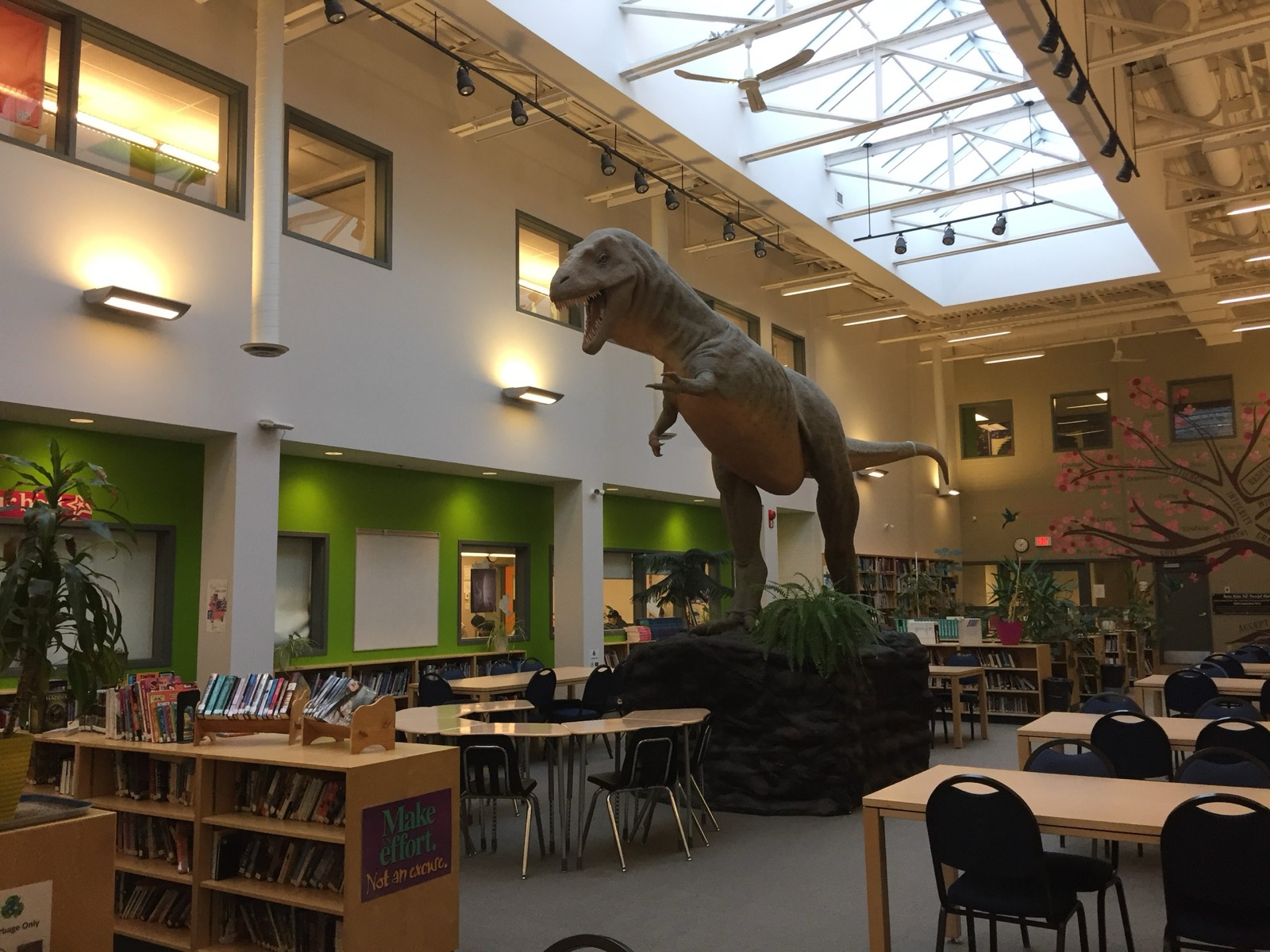 Drumheller Valley Secondary School 사진 4